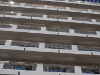 Vista fachada principal del Hotel Fontana en Torrevieja, rehabilitado con Balcones de Barrote Vertical